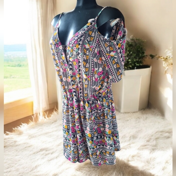 Sienna Sky Cold Shoulder V Neck Floral Romper - Picture 3 of 12